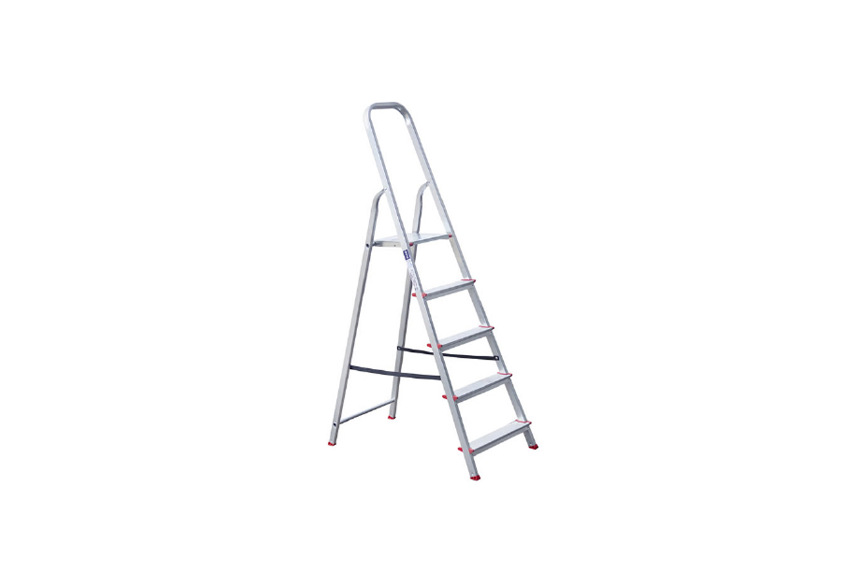 022009.jpg Merdevine aluminijumske sa 3 + 1 gazišta - Slika 1